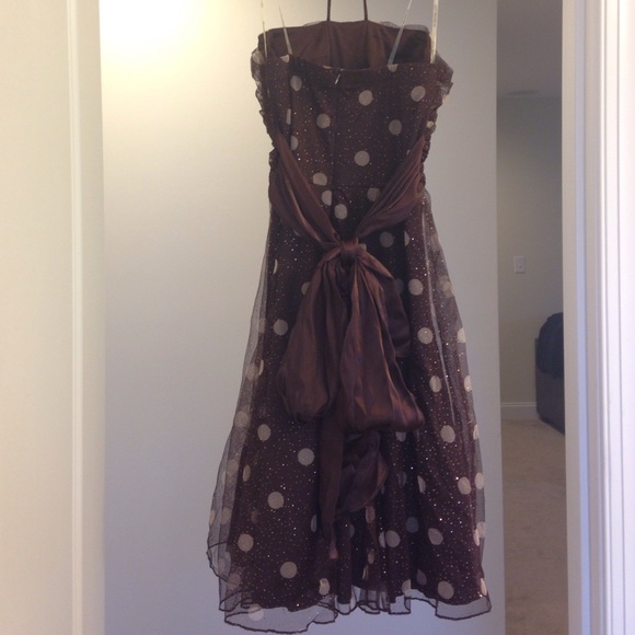 Brown and Gold Halter Dress - Picture 2 of 3